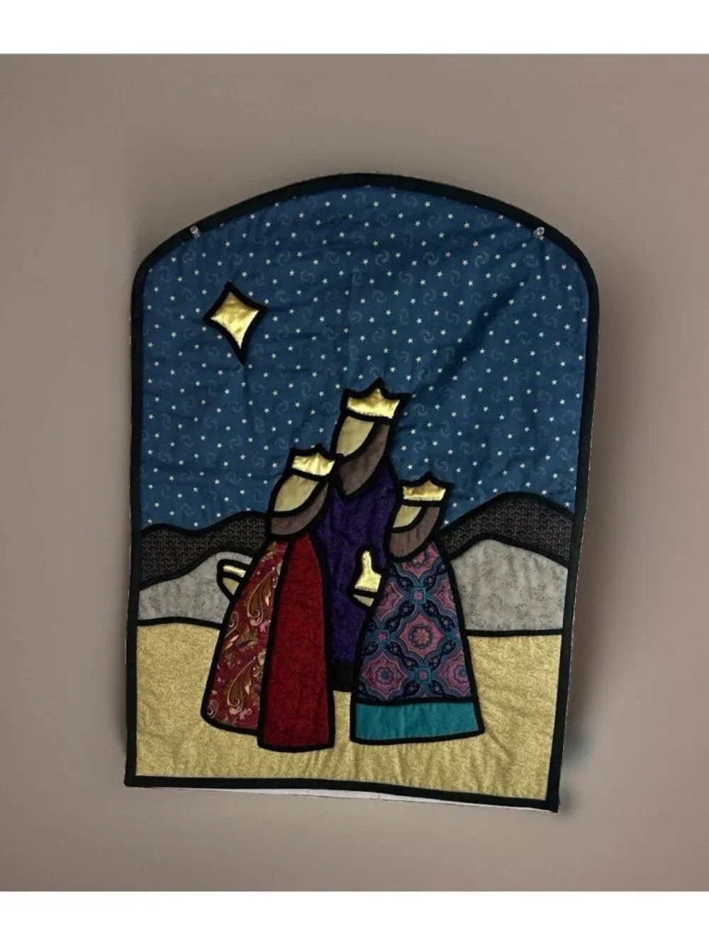 Vtg Appliqué Quilted Christmas Nativity 3 Wisemen Wall Hanging Handmade 24
